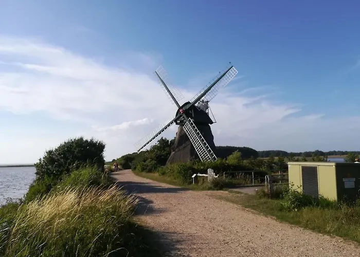 Jessen Modern Retreat